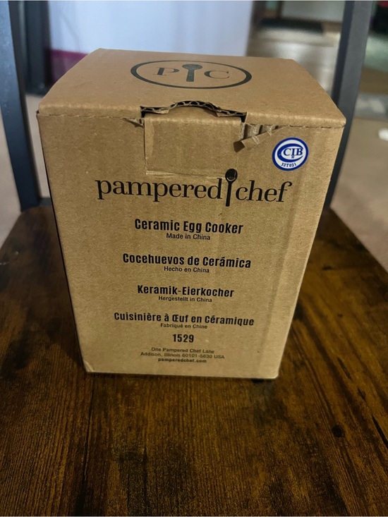 Pampered Chef Other - Pampered Chef Ceramic Egg Cooker - Brown Kraft Box